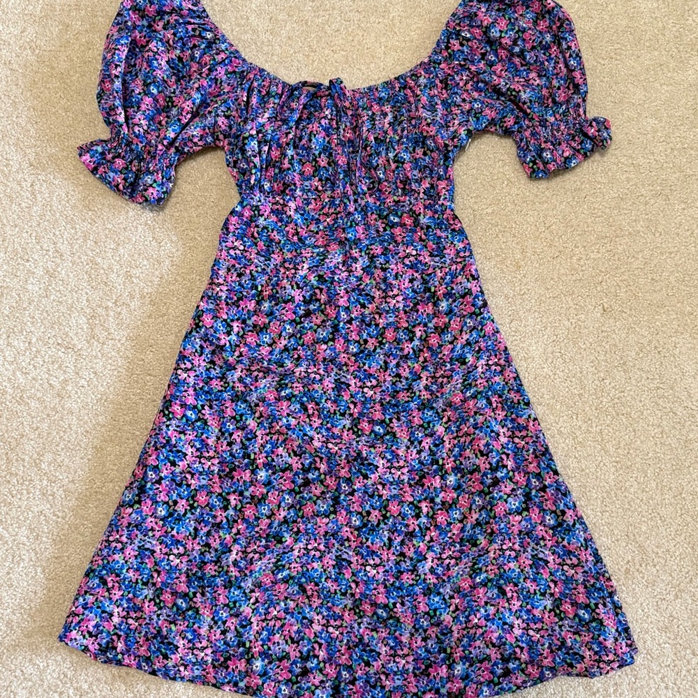 Charming Floral Purple and Pink Mini Dress with Puff Sleeves